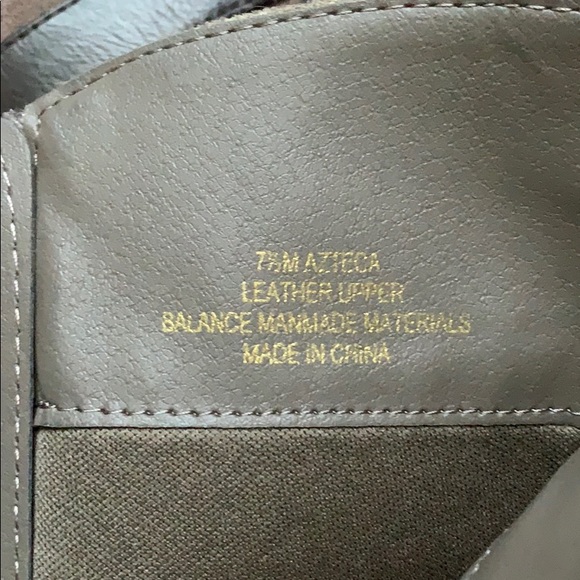 Crown Vintage Suede Boots size 7 1/2 - Picture 3 of 6